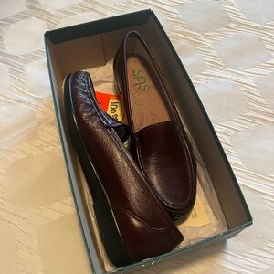 SAS woman’s Brown Loafers